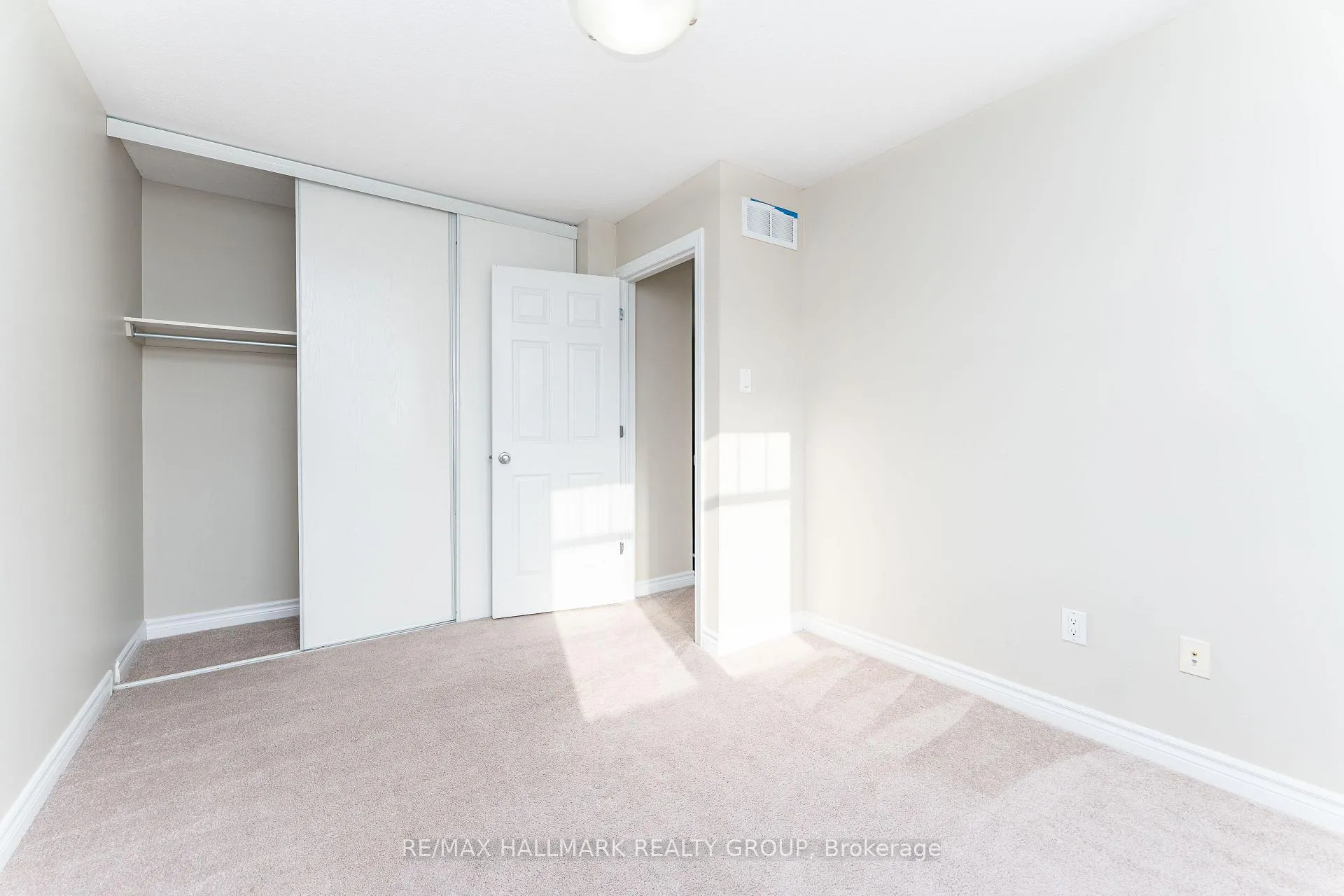 Photo 20 of 155 Calvington Avenue, Ottawa, Kanata - Kanata Lakes/Heritage Hills — HOMEH