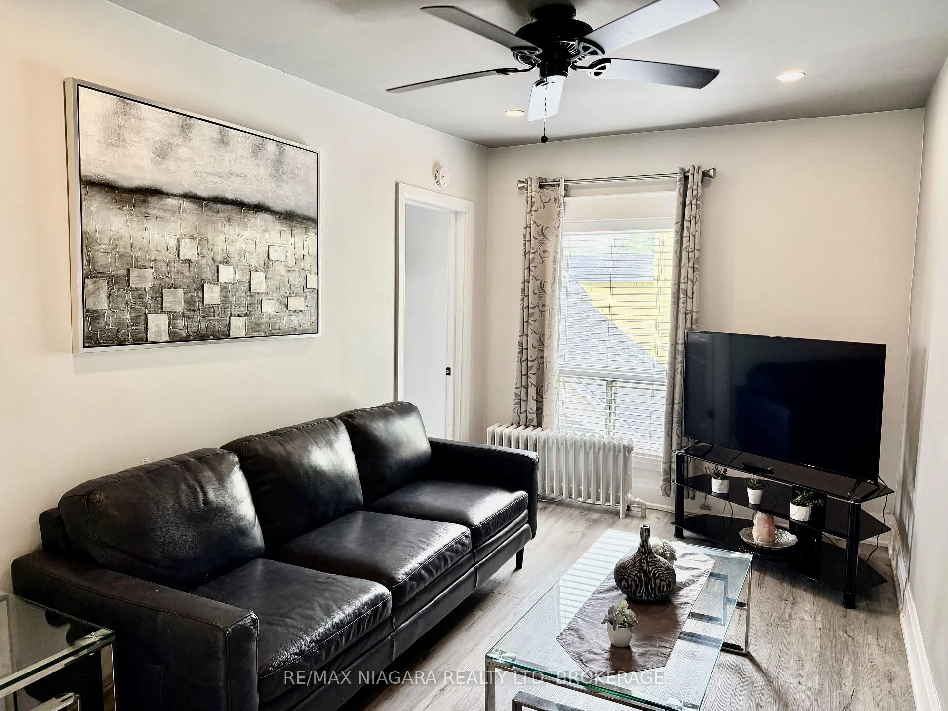 Photo 18 of Unit Unit 6, 4691 River Road, Niagara Falls, Downtown — HOMEH