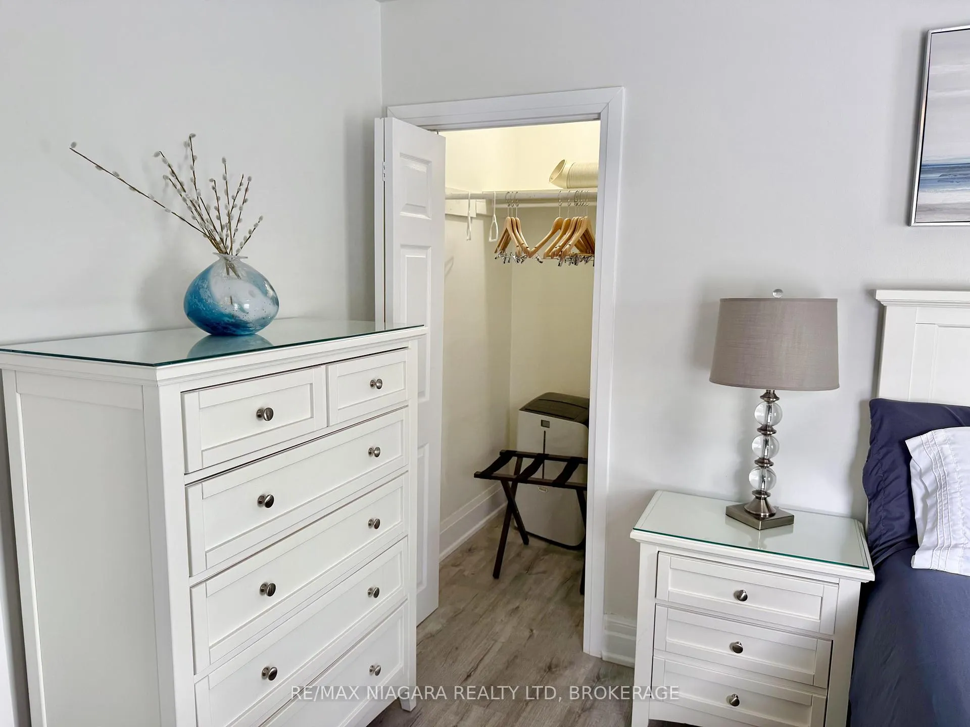 Photo 23 of Unit Unit 6, 4691 River Road, Niagara Falls, Downtown — HOMEH