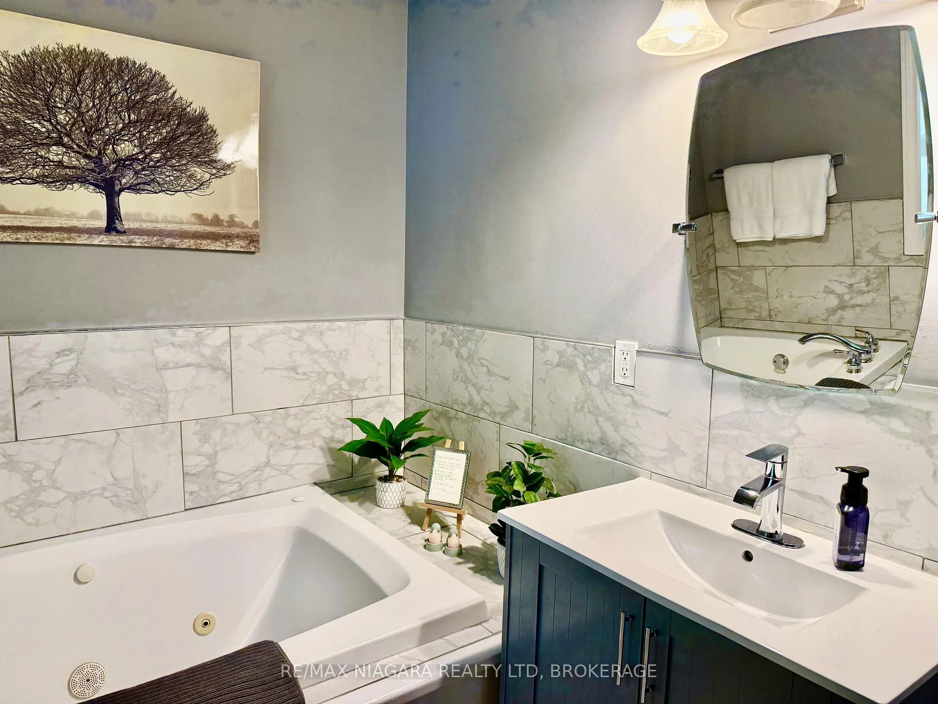 Photo 28 of Unit Unit 6, 4691 River Road, Niagara Falls, Downtown — HOMEH