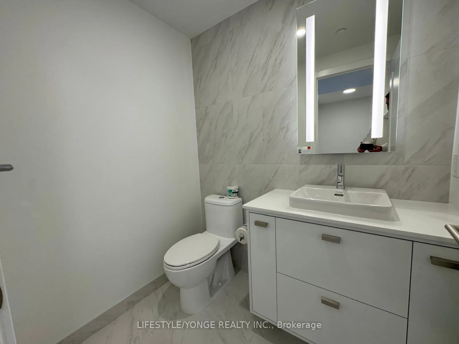 Photo 12 of Unit 817, 858 Dupont Street, Toronto, Dovercourt-Wallace Emerson-Junction — HOMEH