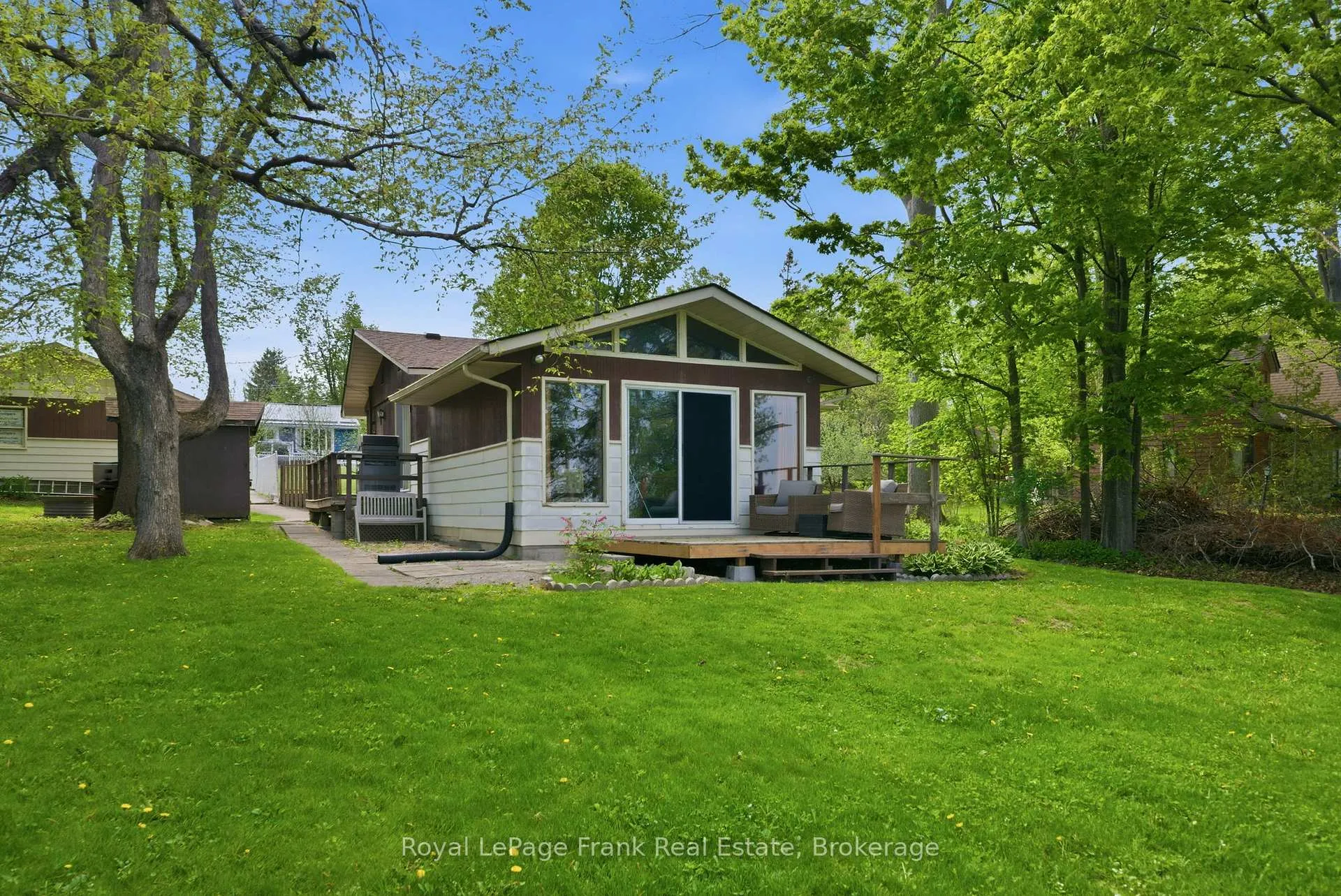 Photo 3 of 54 Butternut Drive, Kawartha Lakes, Fenelon — HOMEH
