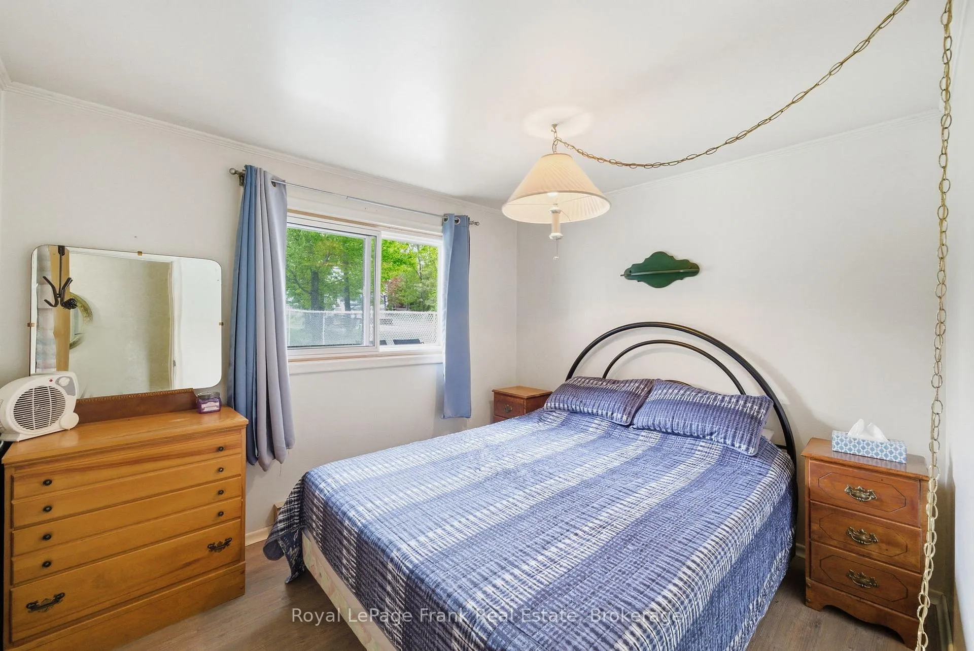 Photo 20 of 54 Butternut Drive, Kawartha Lakes, Fenelon — HOMEH
