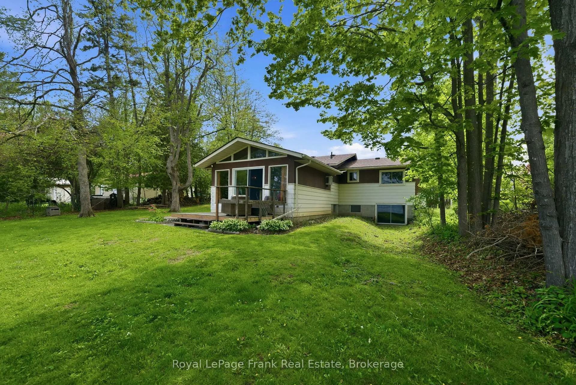 Photo 33 of 54 Butternut Drive, Kawartha Lakes, Fenelon — HOMEH