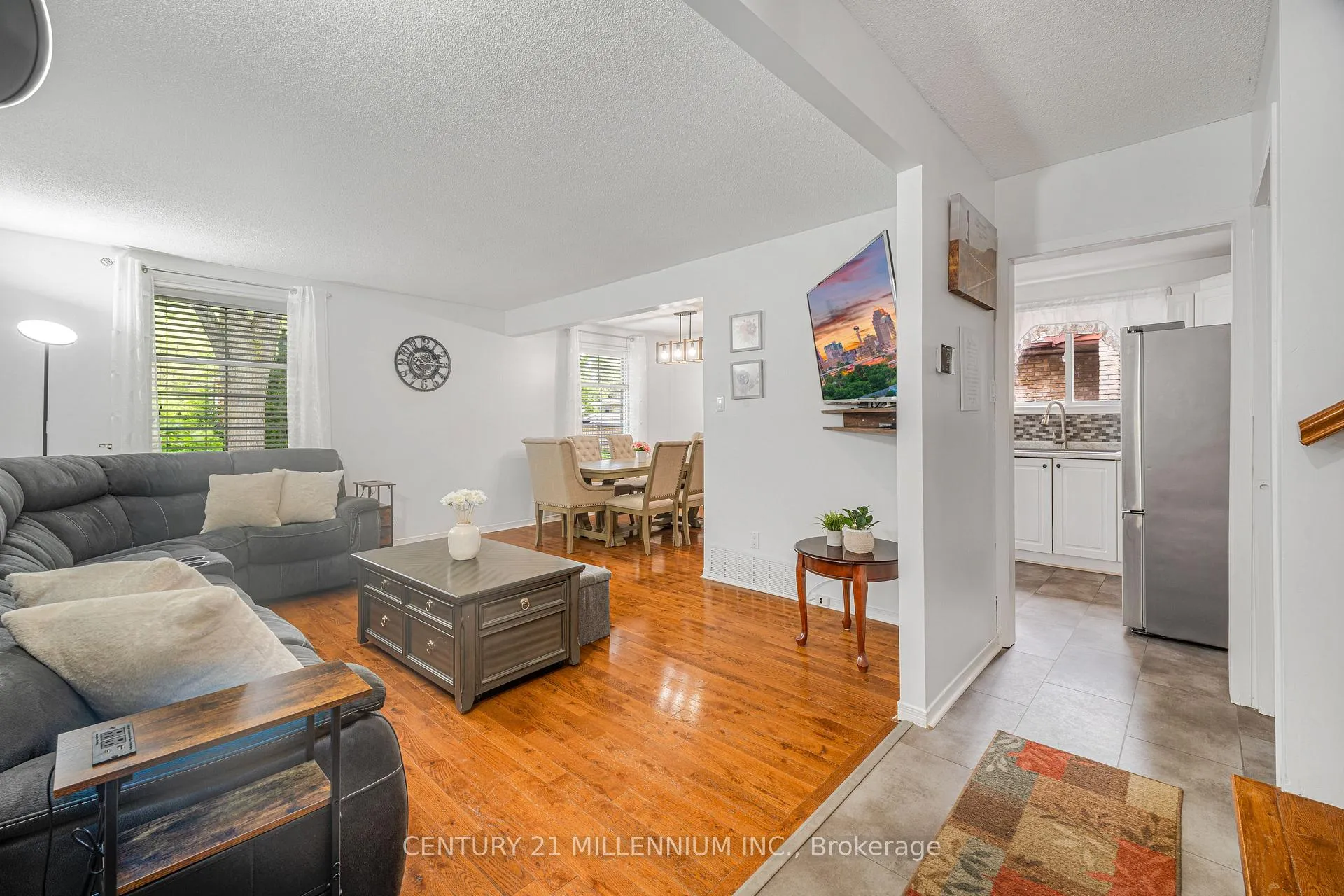 Photo 6 of 6182 Johnson Drive, Niagara Falls, Church's Lane — HOMEH