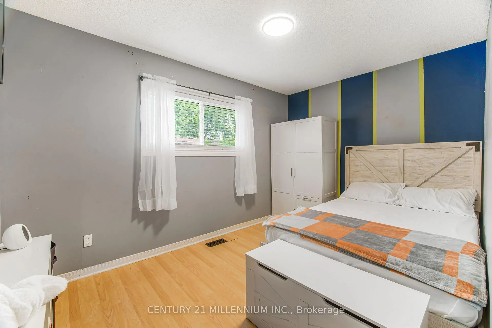 Photo 17 of 6182 Johnson Drive, Niagara Falls, Church's Lane — HOMEH