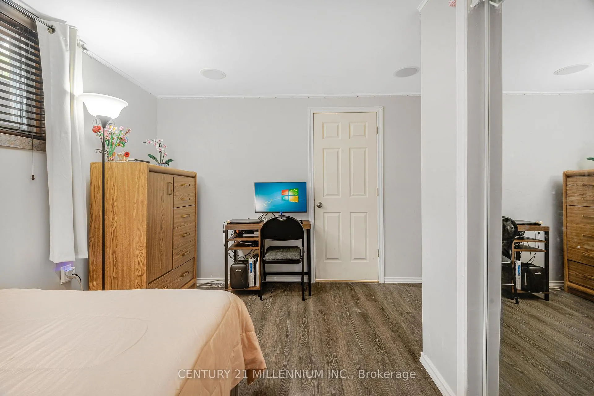 Photo 26 of 6182 Johnson Drive, Niagara Falls, Church's Lane — HOMEH