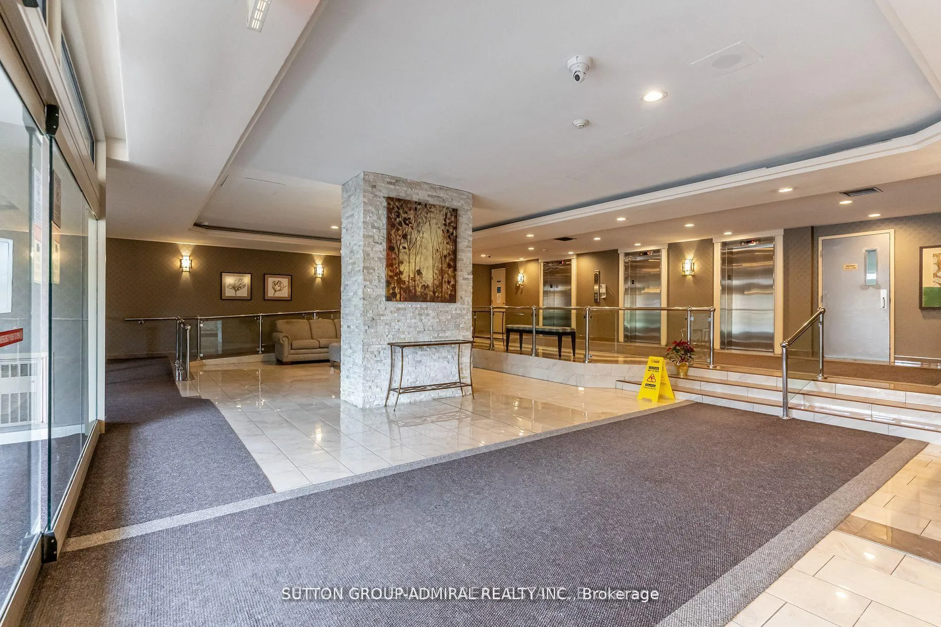 Photo 6 of Unit 1505, 61 Markbrook Lane, Etobicoke, Mount Olive-Silverstone-Jamestown — HOMEH