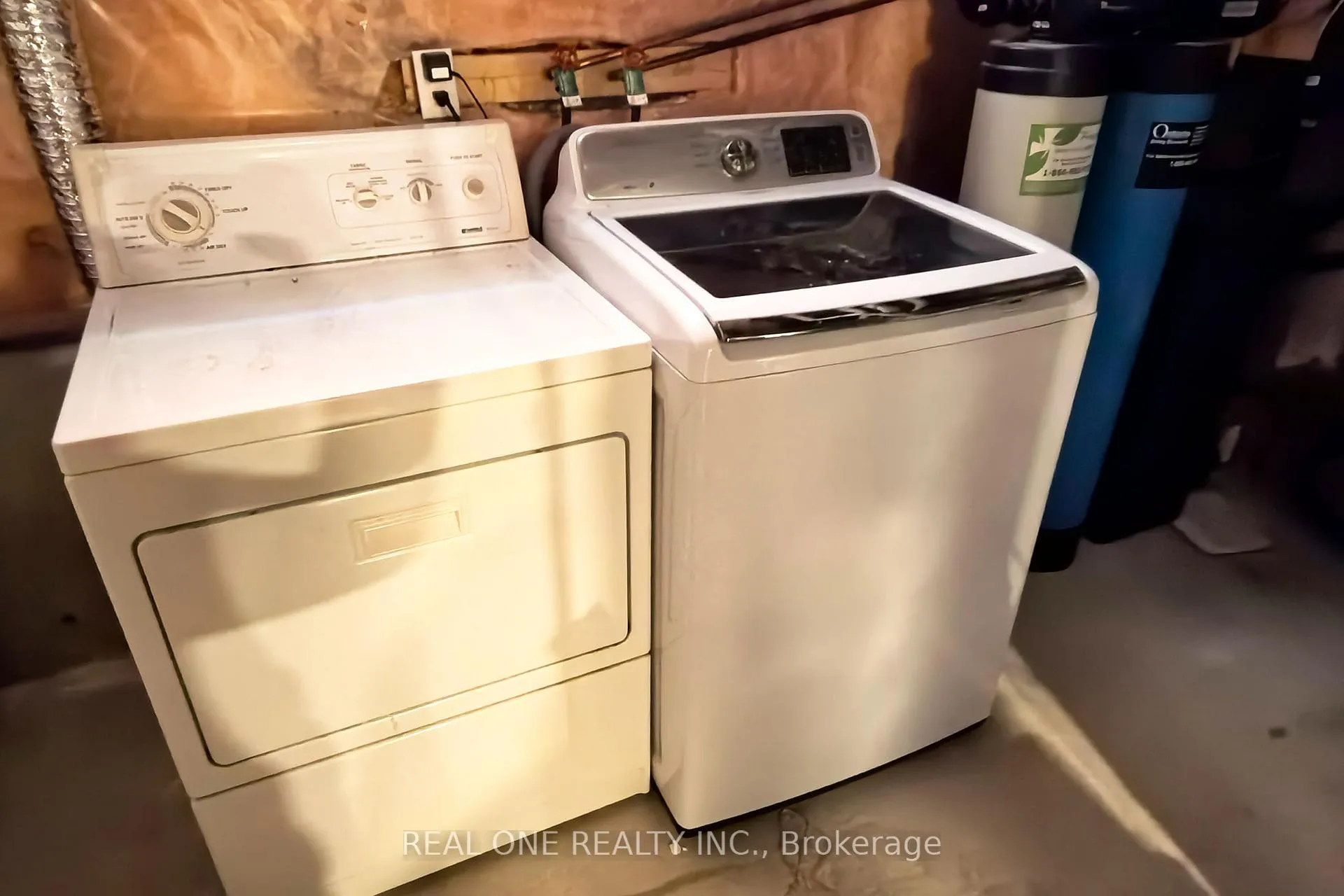 Photo 16 of Unit BASEMENT, 301 Weldrick Road E, Richmond Hill, Observatory — HOMEH