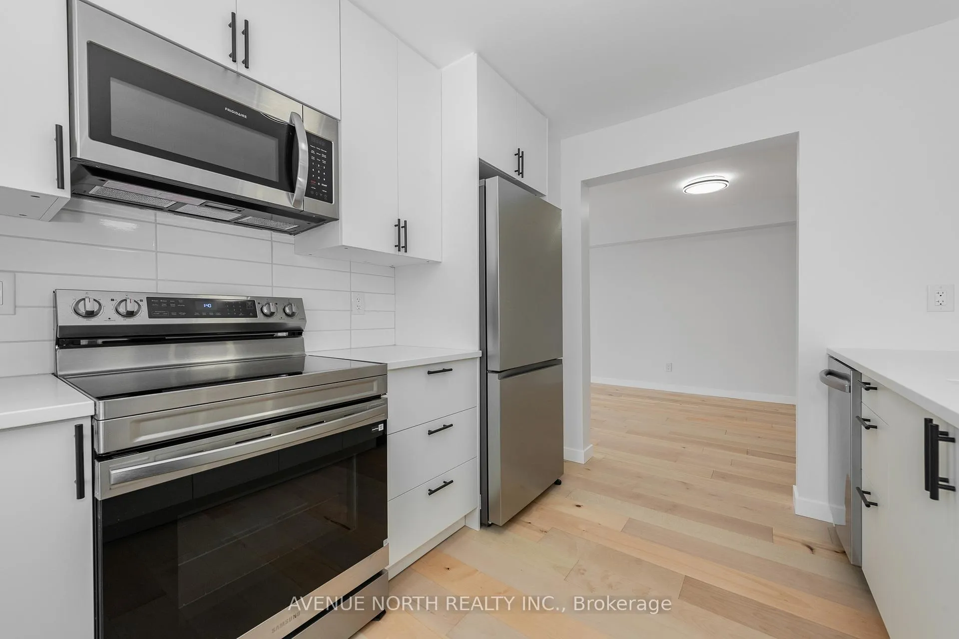 Photo 18 of 10 Streambank Street, Ottawa, Kanata - Emerald Meadows/Trailwest — HOMEH