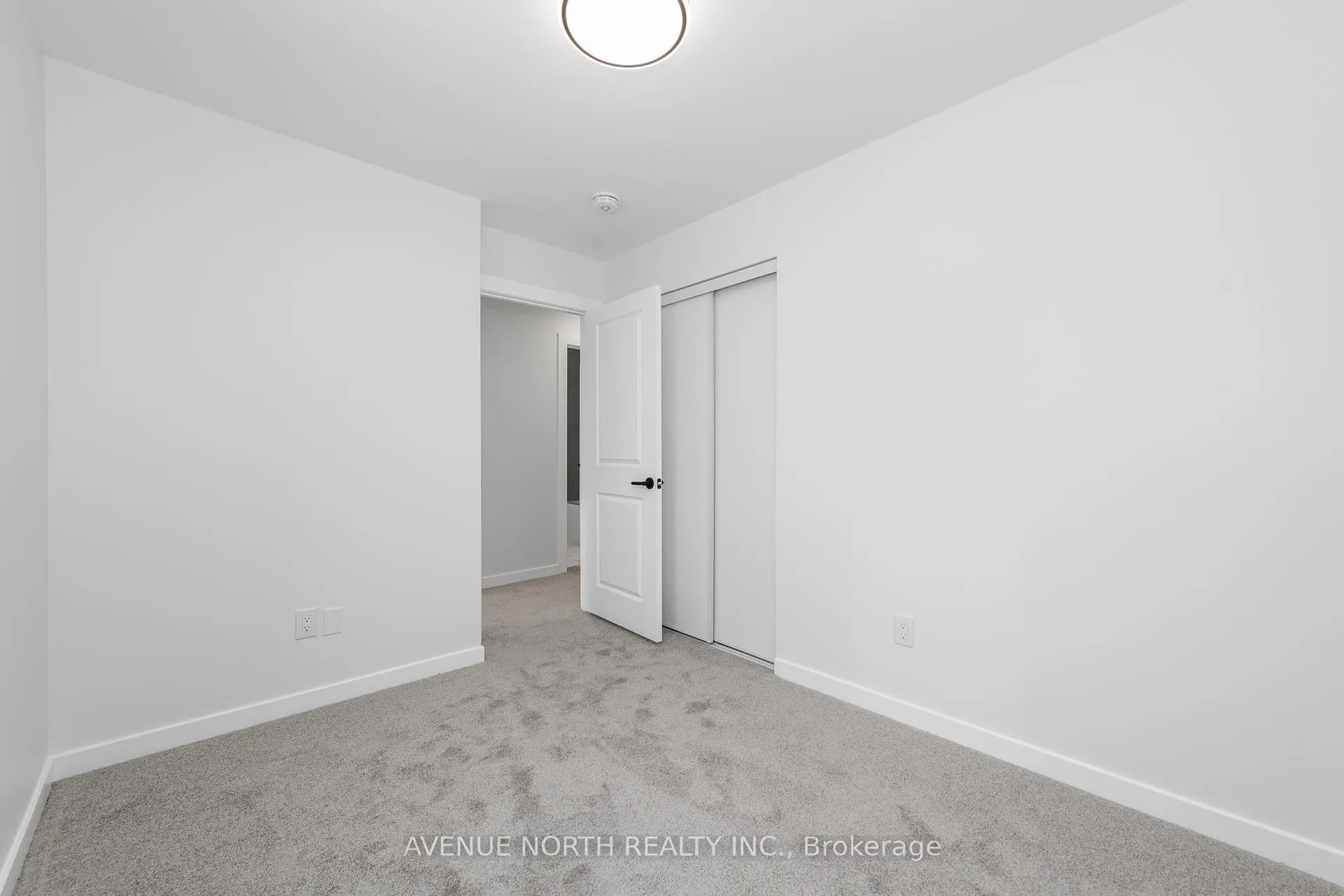 Photo 30 of 10 Streambank Street, Ottawa, Kanata - Emerald Meadows/Trailwest — HOMEH