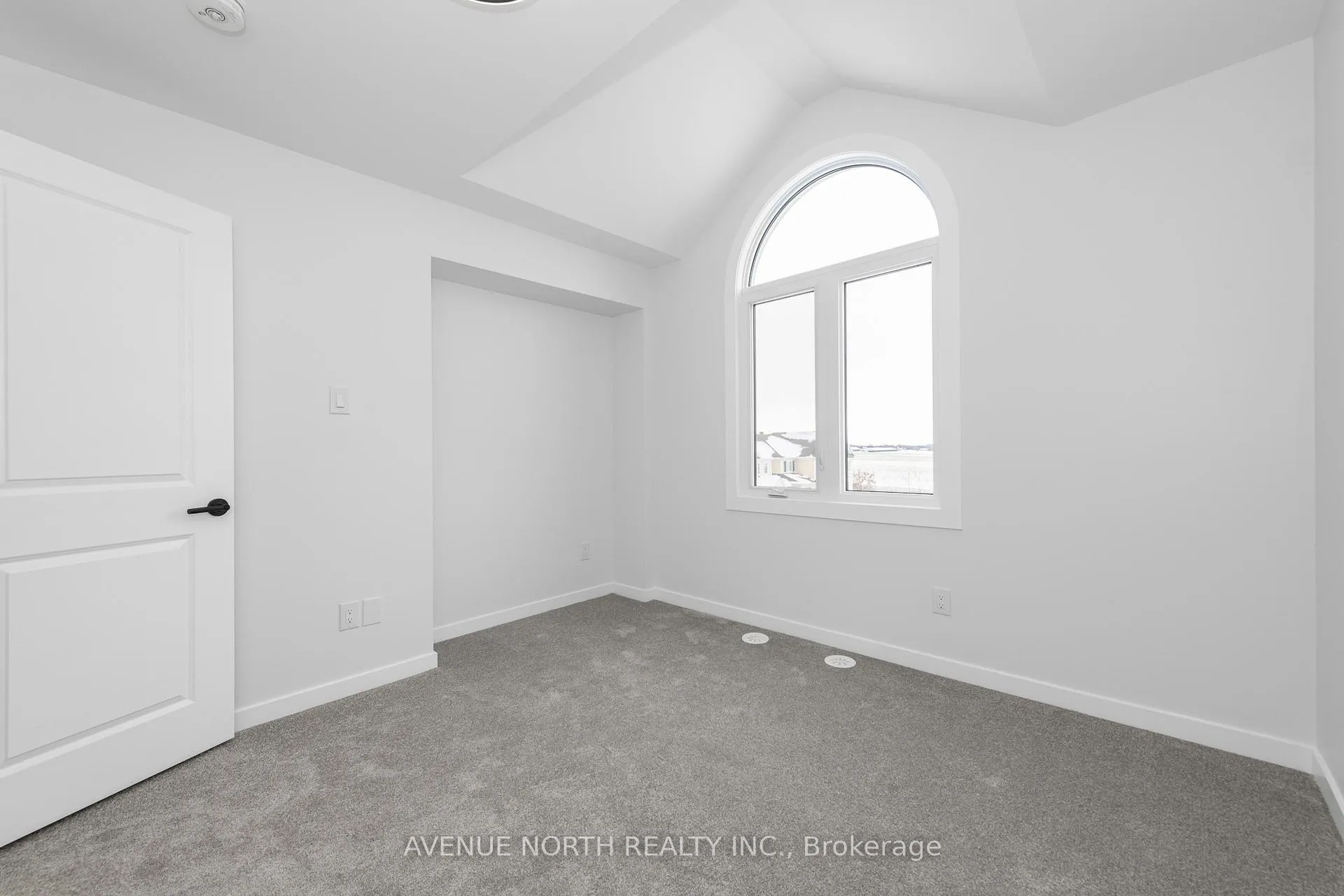 Photo 32 of 10 Streambank Street, Ottawa, Kanata - Emerald Meadows/Trailwest — HOMEH