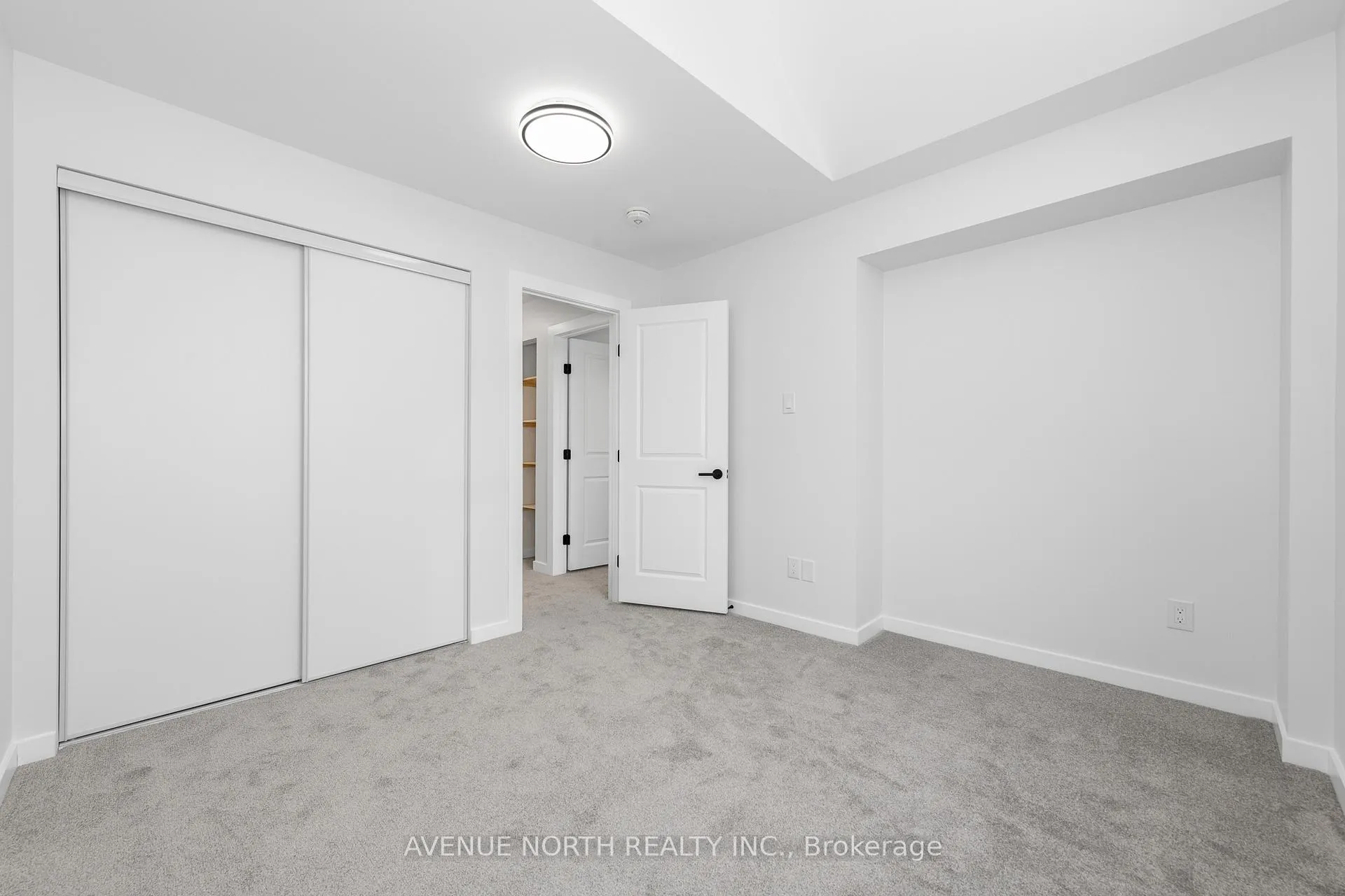 Photo 33 of 10 Streambank Street, Ottawa, Kanata - Emerald Meadows/Trailwest — HOMEH