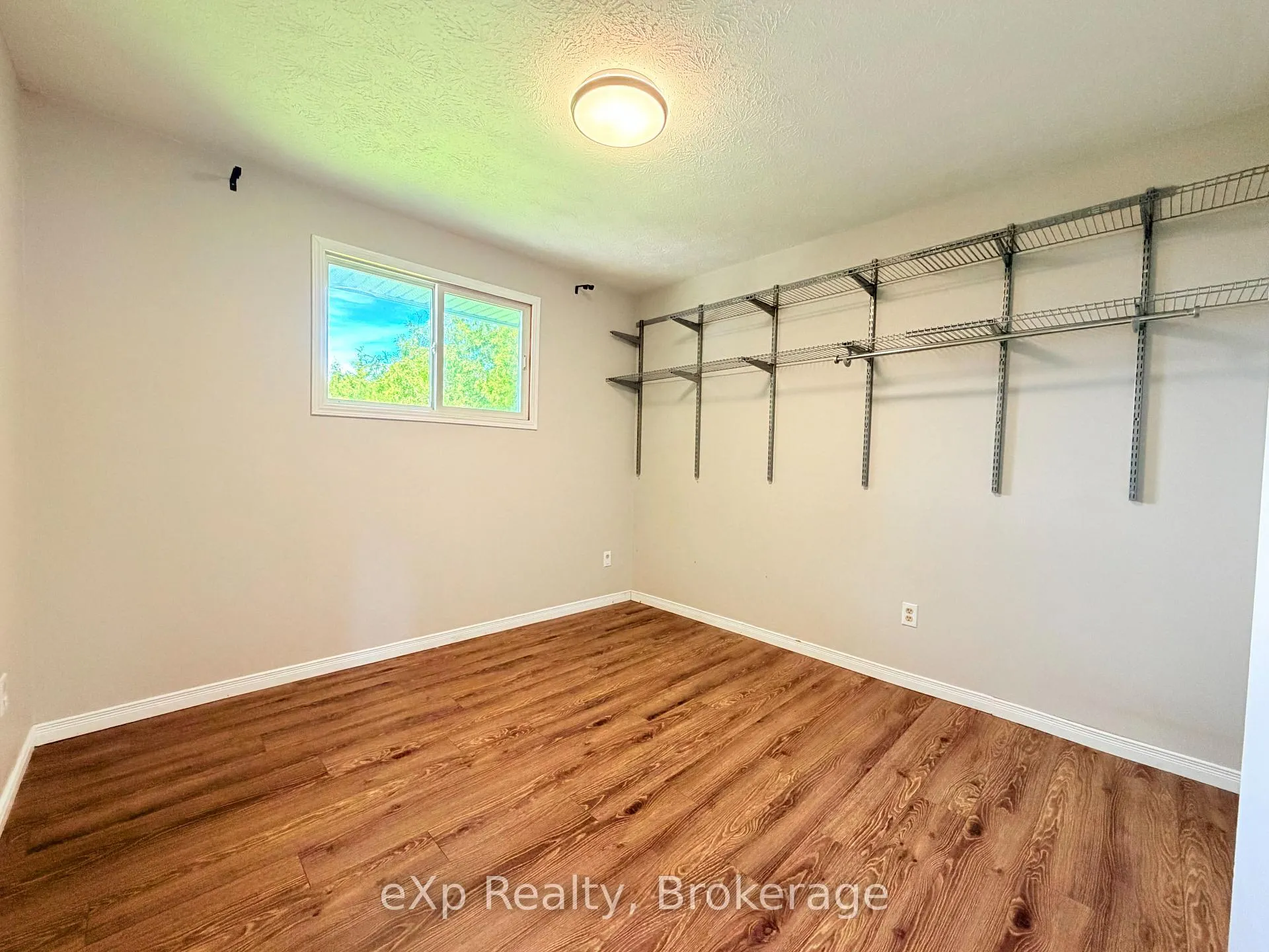 Photo 8 of 706 Brownell Drive, Kincardine — HOMEH