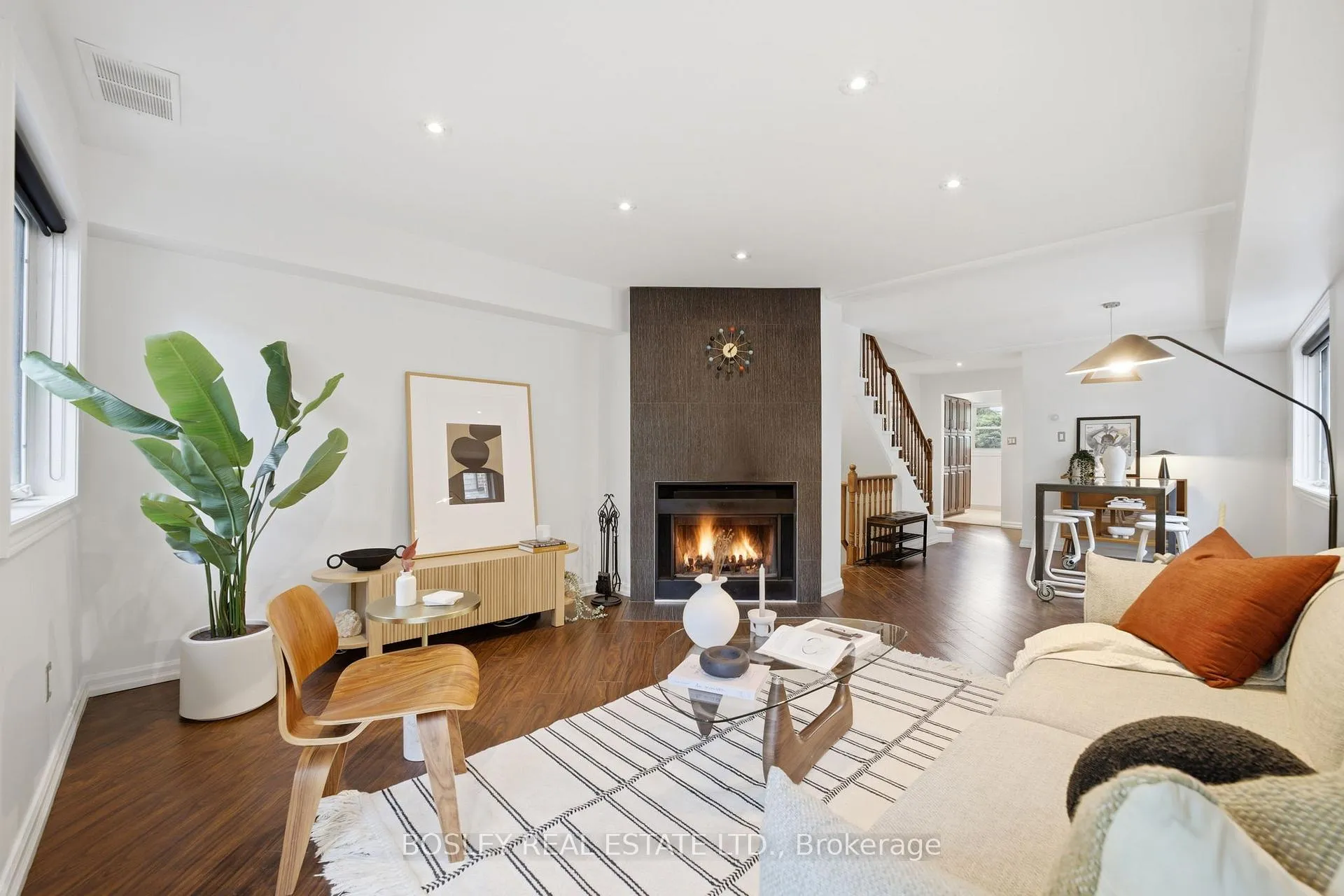 Photo 6 of Unit B, 889 Adelaide Street, Toronto, Niagara — HOMEH