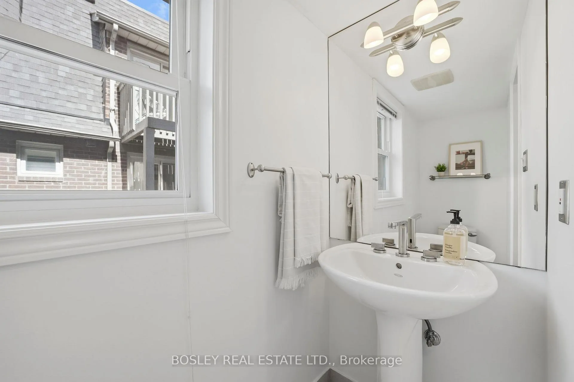 Photo 16 of Unit B, 889 Adelaide Street, Toronto, Niagara — HOMEH