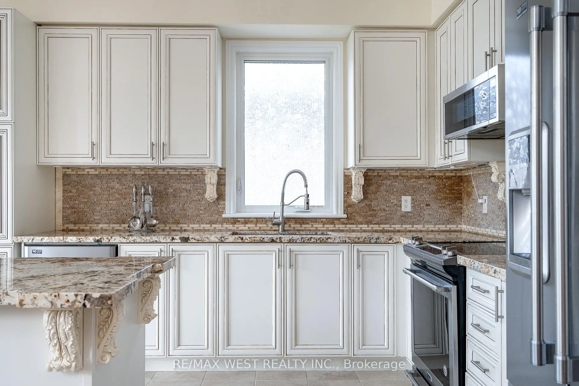 Photo 1 of 121 Allegra Drive, Wasaga Beach — HOMEH