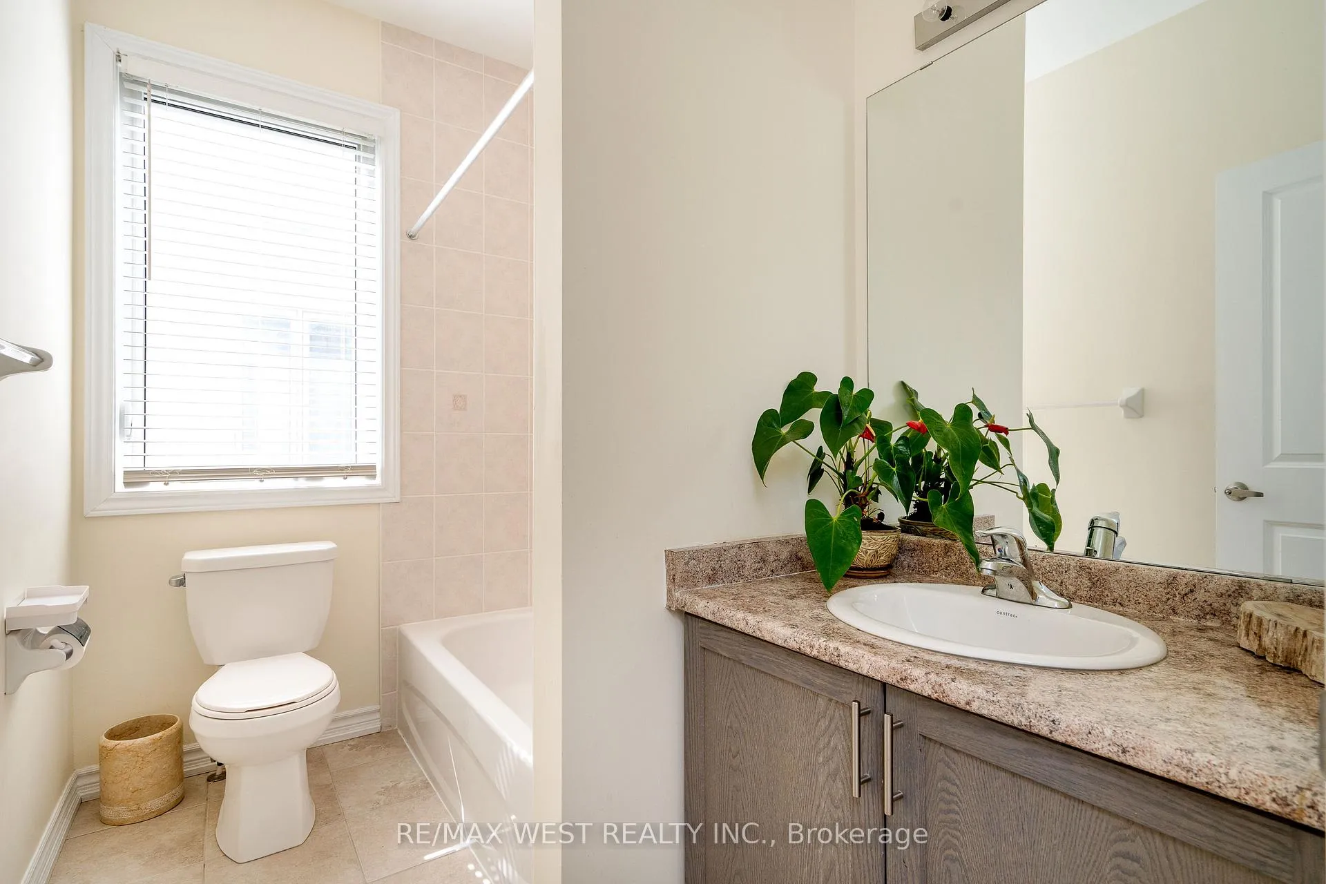 Photo 68 of 121 Allegra Drive, Wasaga Beach — HOMEH
