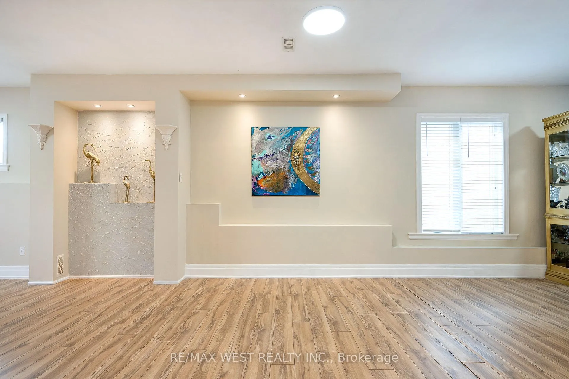 Photo 84 of 121 Allegra Drive, Wasaga Beach — HOMEH