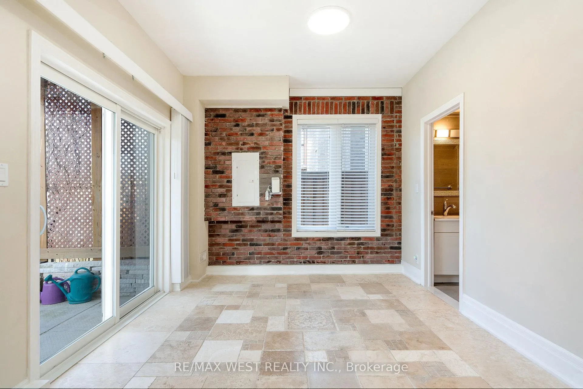 Photo 90 of 121 Allegra Drive, Wasaga Beach — HOMEH