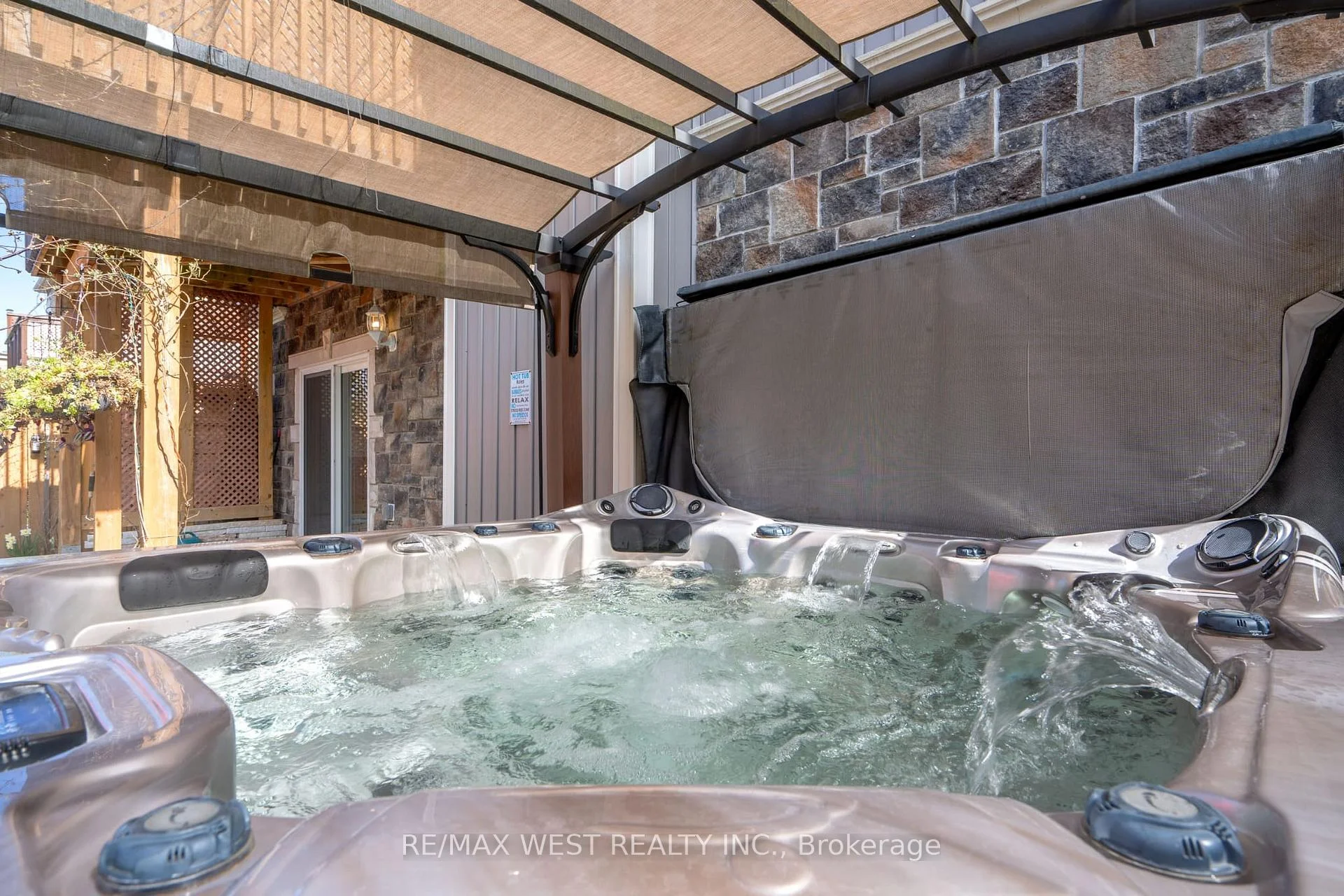 Photo 25 of 121 Allegra Drive, Wasaga Beach — HOMEH