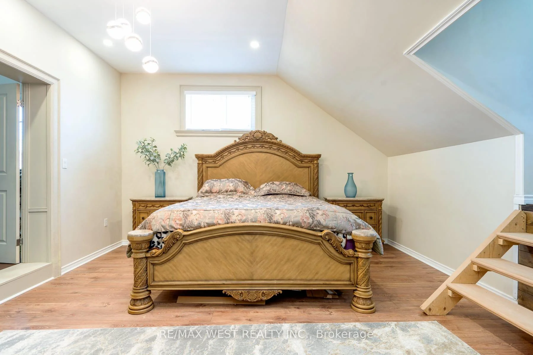Photo 77 of 121 Allegra Drive, Wasaga Beach — HOMEH