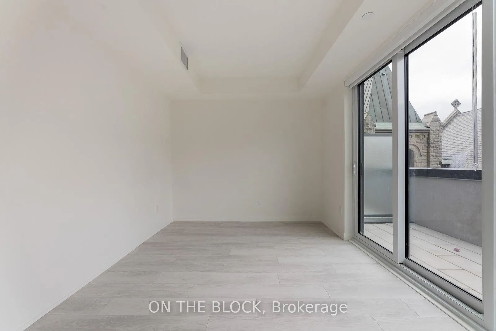 Photo 10 of Unit 513, 280 Dundas Street W, Toronto, Kensington-Chinatown — HOMEH