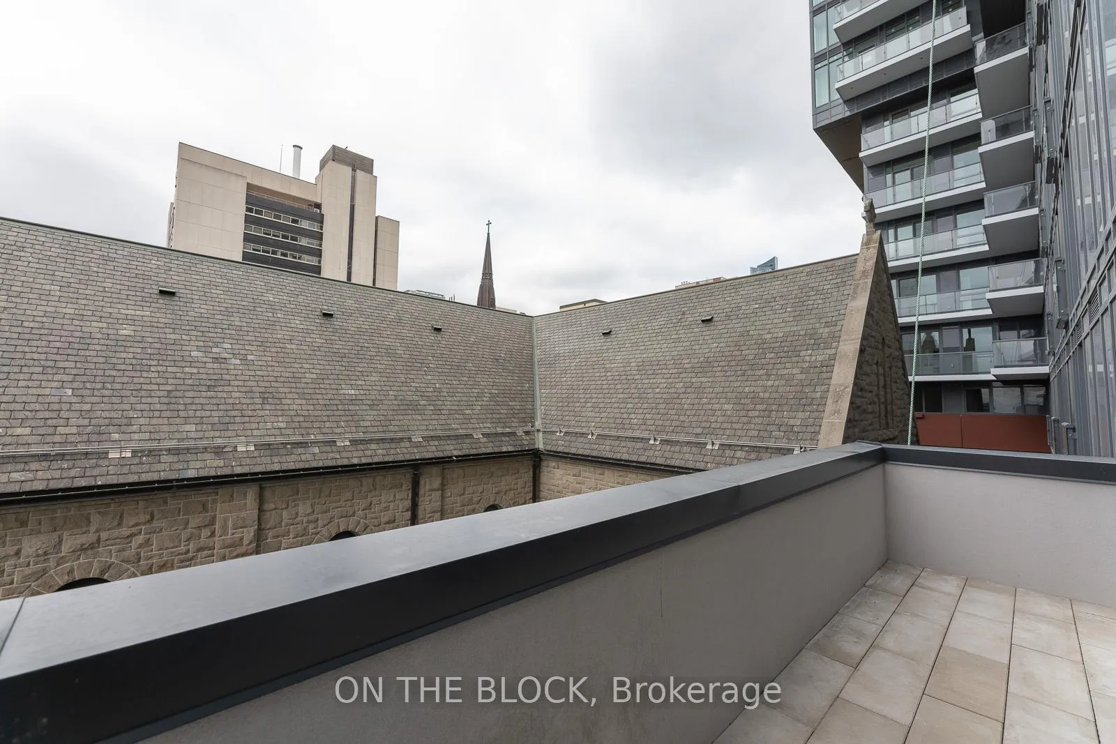 Photo 12 of Unit 513, 280 Dundas Street W, Toronto, Kensington-Chinatown — HOMEH
