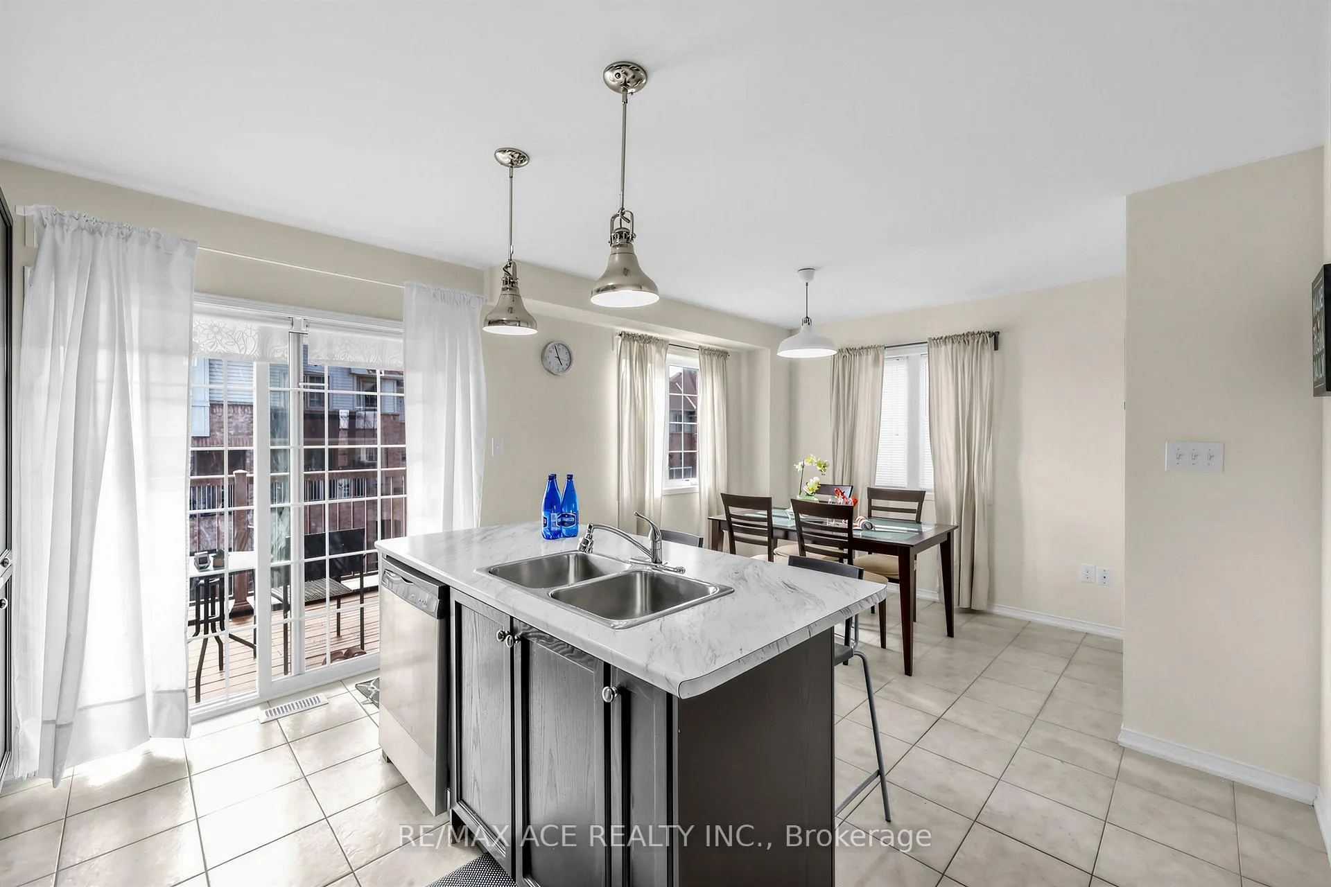 Photo 12 of 902 Audley Road N, Ajax, Central East — HOMEH
