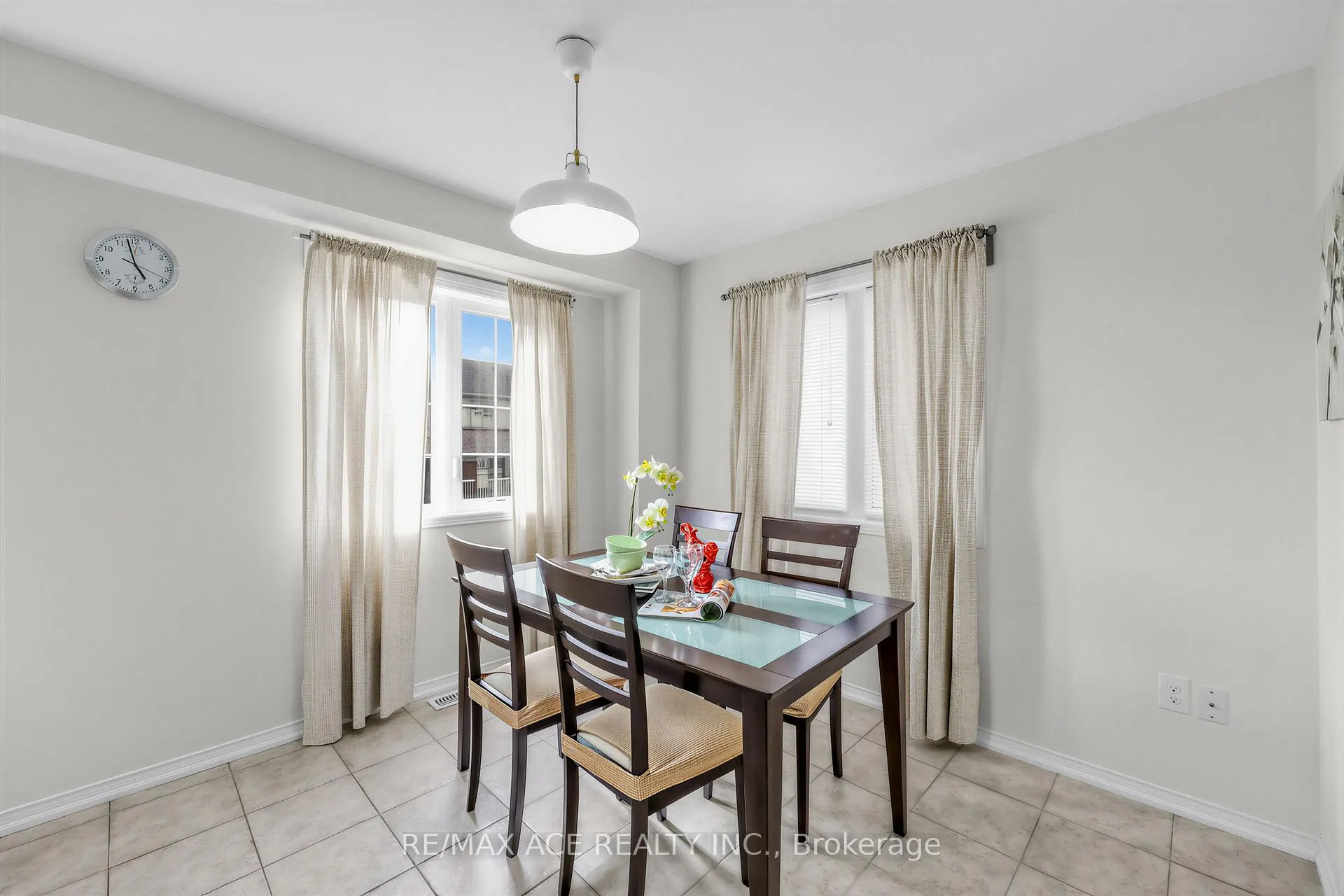 Photo 16 of 902 Audley Road N, Ajax, Central East — HOMEH