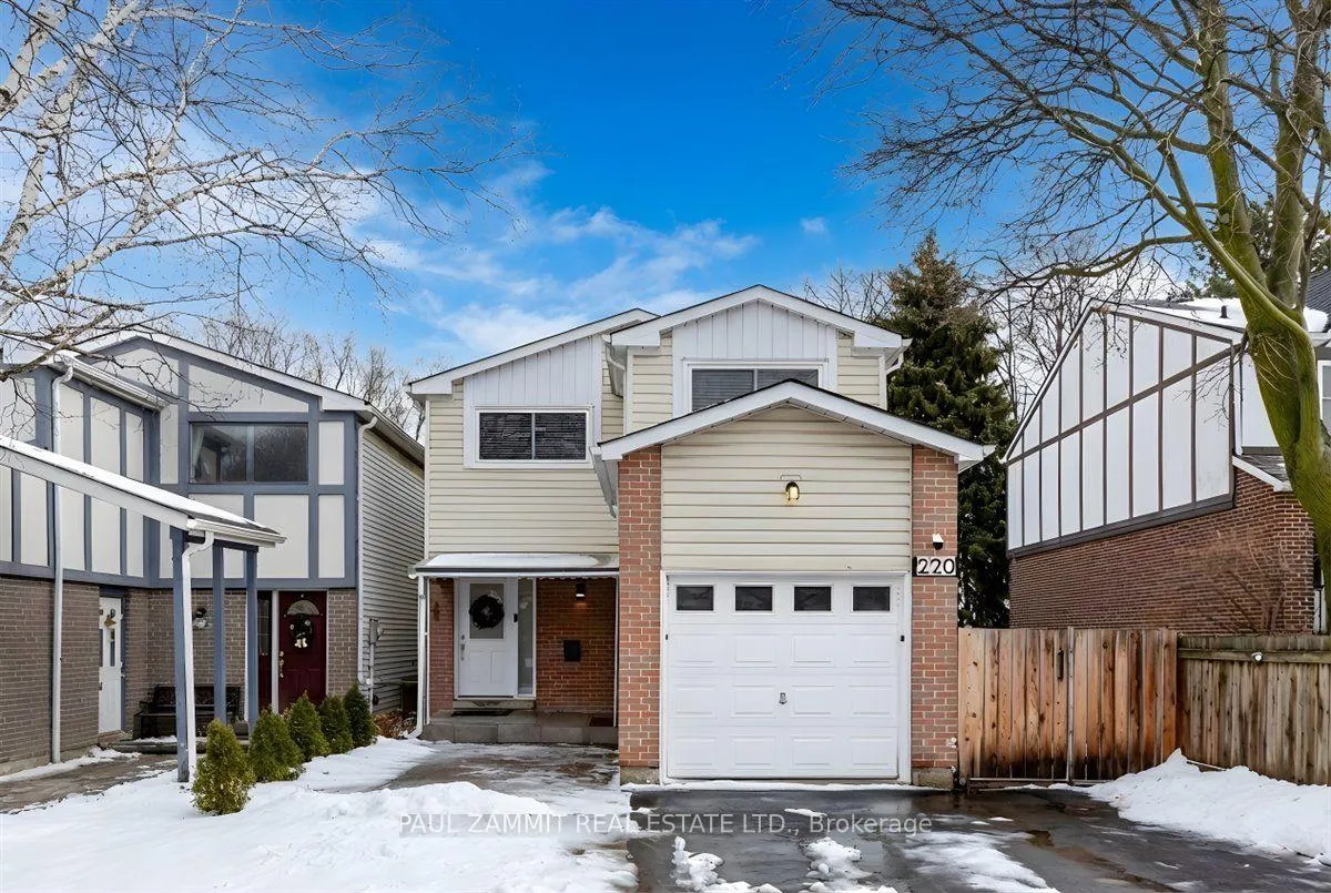 Photo 2 of 220 Simonston Boulevard, Markham, German Mills — HOMEH