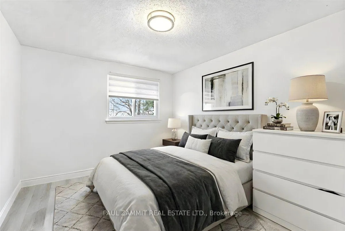 Photo 16 of 220 Simonston Boulevard, Markham, German Mills — HOMEH