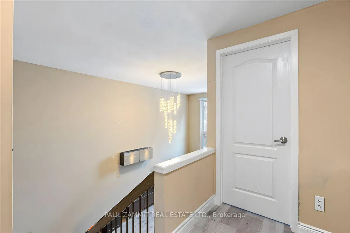 Photo 18 of 220 Simonston Boulevard, Markham, German Mills — HOMEH