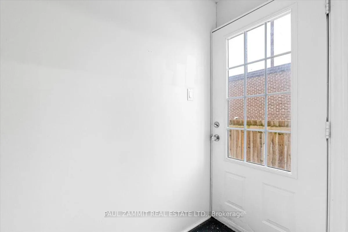 Photo 19 of 220 Simonston Boulevard, Markham, German Mills — HOMEH