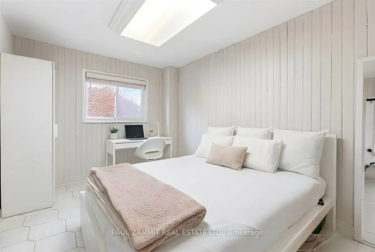 Photo 20 of 220 Simonston Boulevard, Markham, German Mills — HOMEH