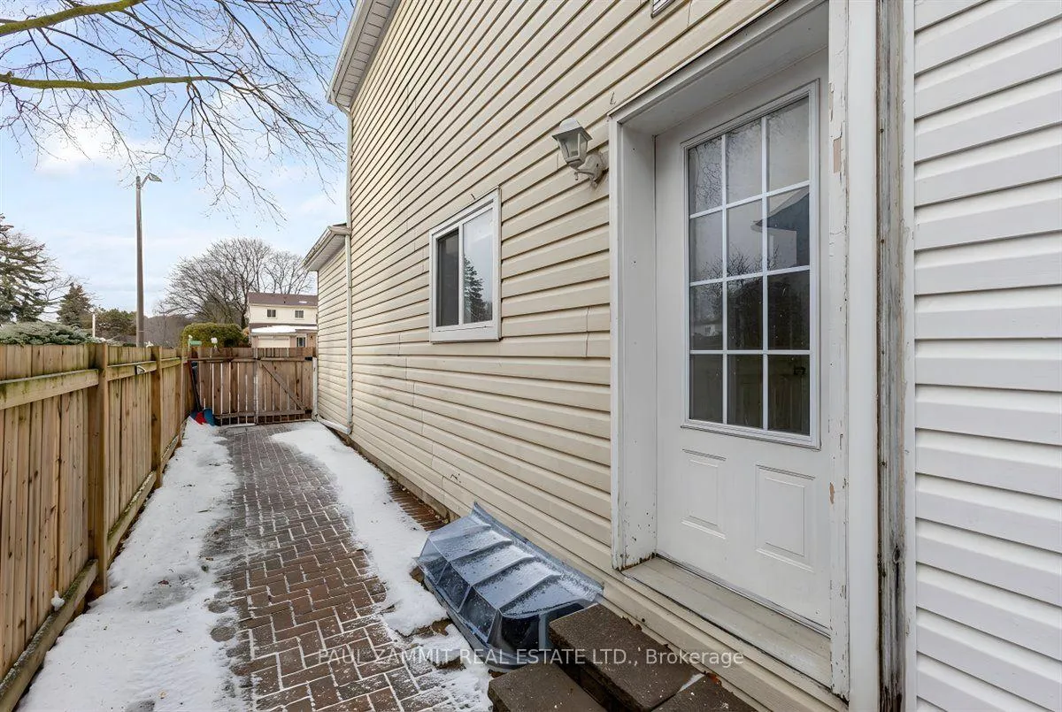 Photo 28 of 220 Simonston Boulevard, Markham, German Mills — HOMEH