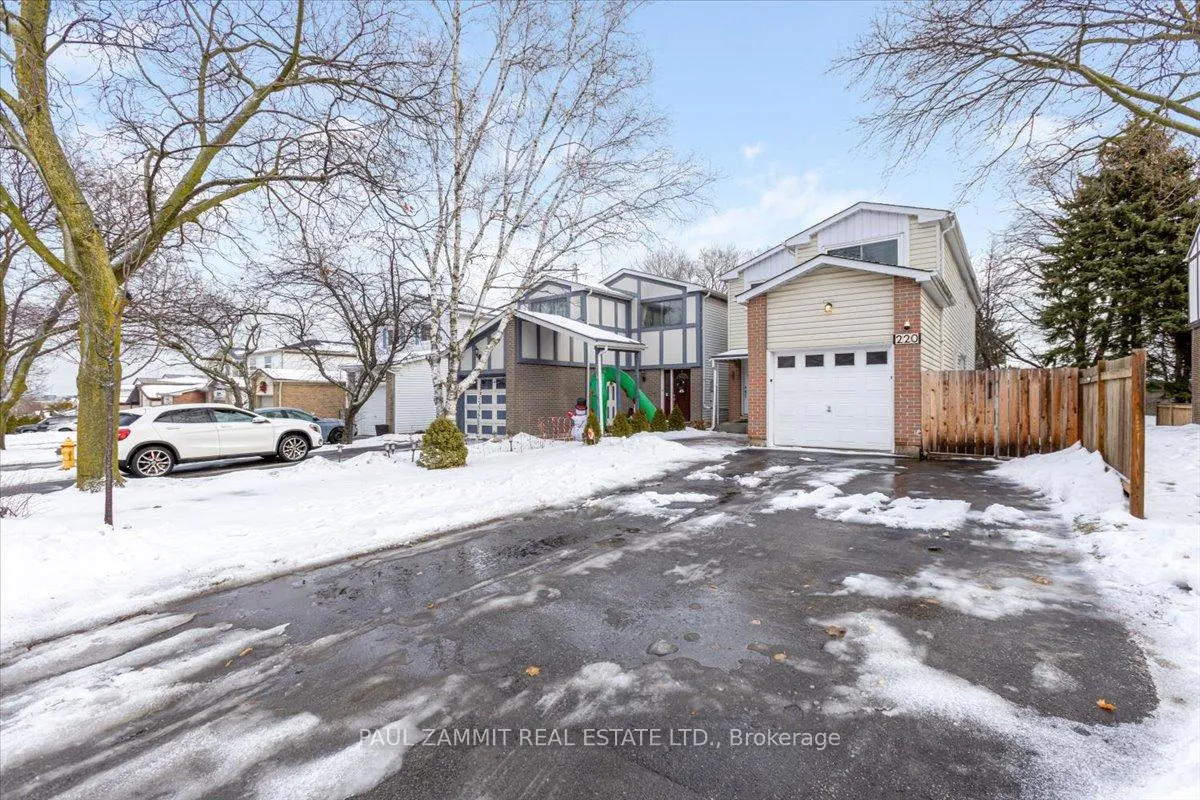 Photo 34 of 220 Simonston Boulevard, Markham, German Mills — HOMEH