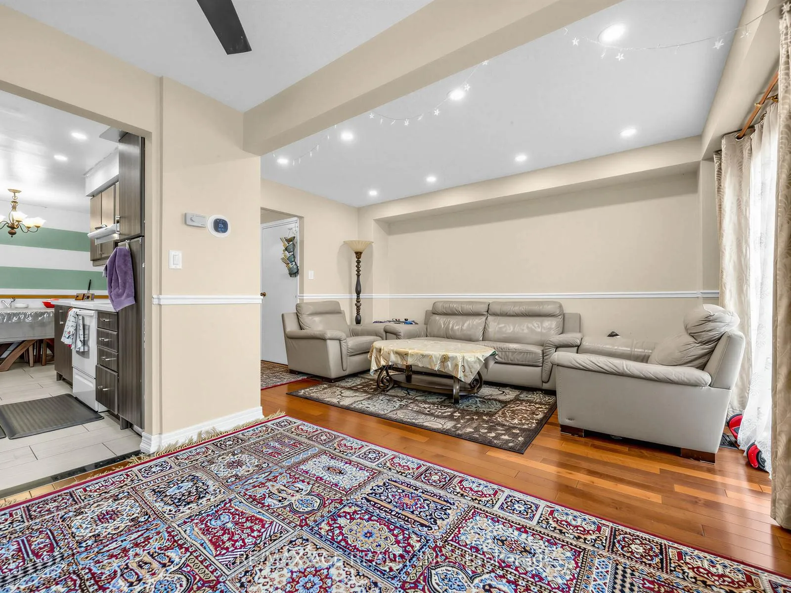 Photo 6 of Unit Main, 2173 Denby Drive, Pickering, Brock Ridge — HOMEH
