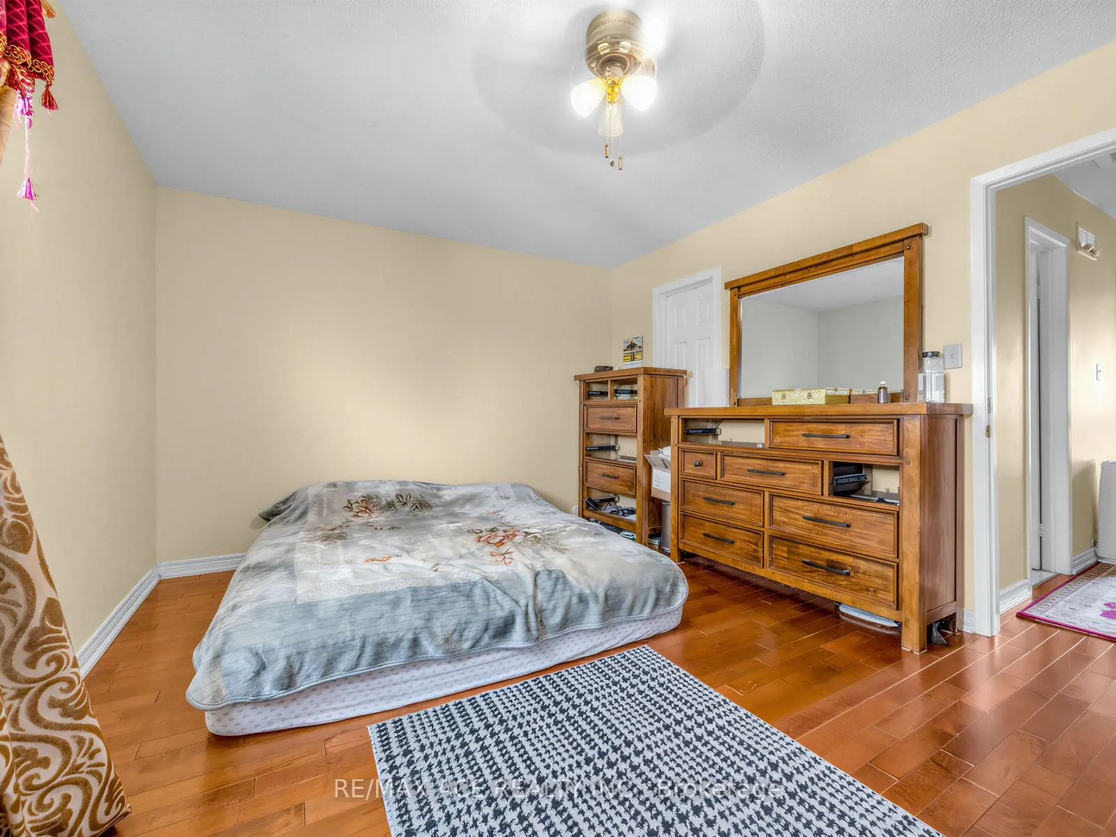 Photo 17 of Unit Main, 2173 Denby Drive, Pickering, Brock Ridge — HOMEH