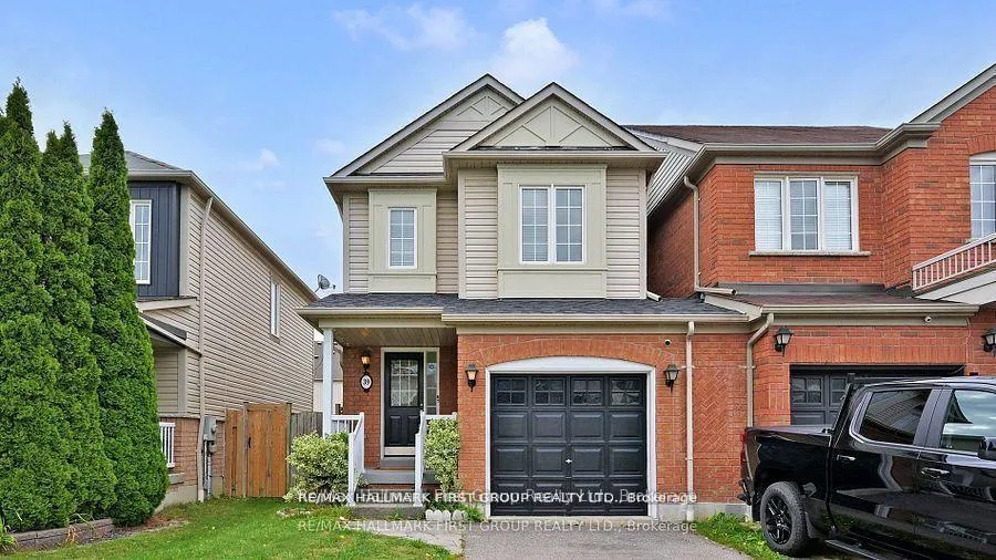 Photo 3 of 39 Robideau Place, Whitby, Pringle Creek — HOMEH