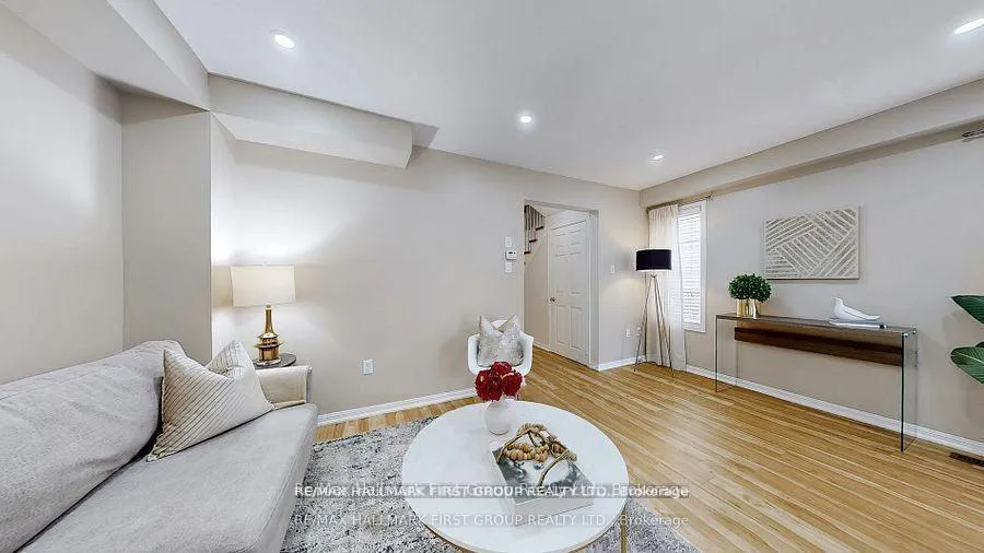 Photo 6 of 39 Robideau Place, Whitby, Pringle Creek — HOMEH