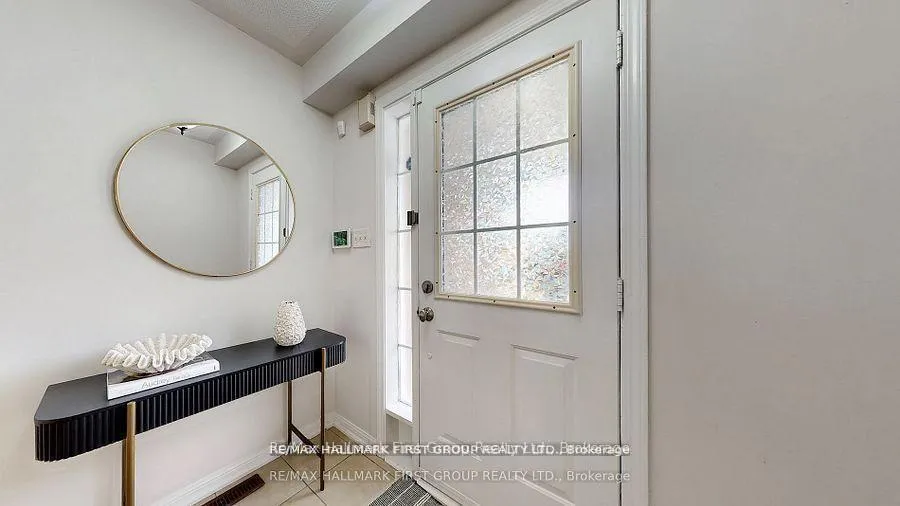 Photo 13 of 39 Robideau Place, Whitby, Pringle Creek — HOMEH