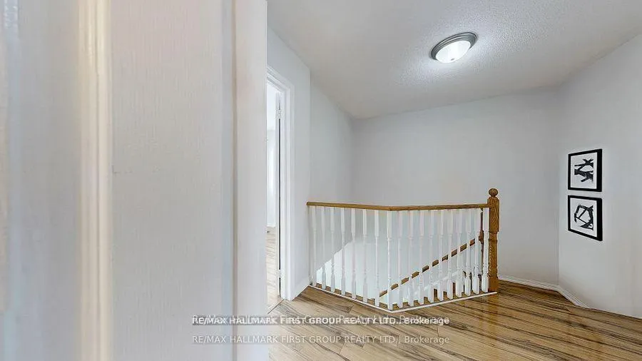 Photo 17 of 39 Robideau Place, Whitby, Pringle Creek — HOMEH