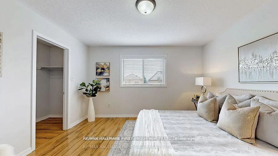 Photo 21 of 39 Robideau Place, Whitby, Pringle Creek — HOMEH