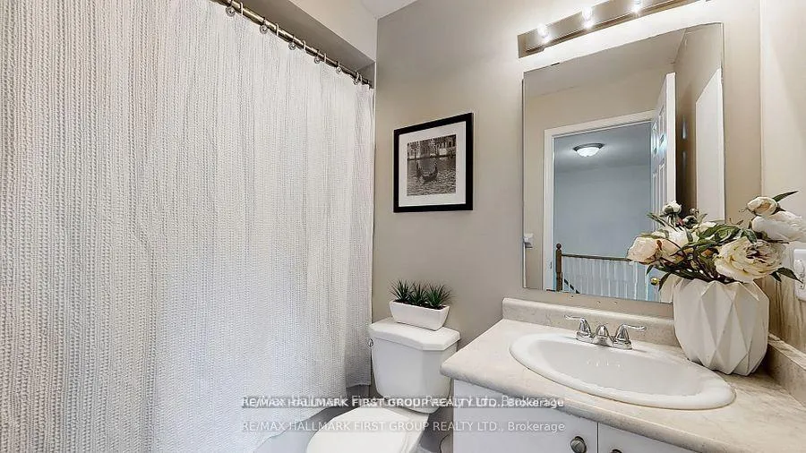 Photo 29 of 39 Robideau Place, Whitby, Pringle Creek — HOMEH