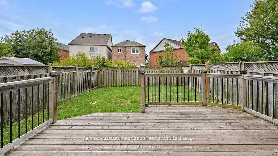 Photo 41 of 39 Robideau Place, Whitby, Pringle Creek — HOMEH