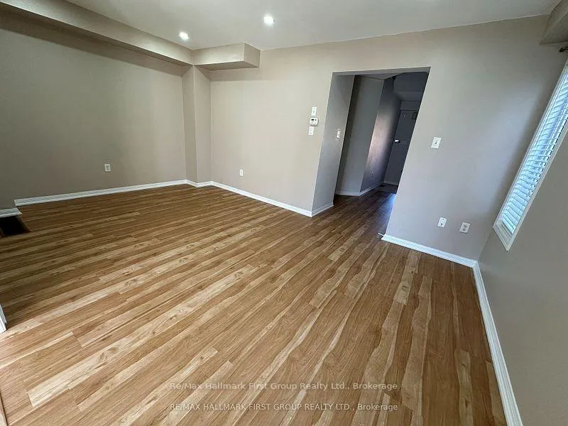 Photo 46 of 39 Robideau Place, Whitby, Pringle Creek — HOMEH