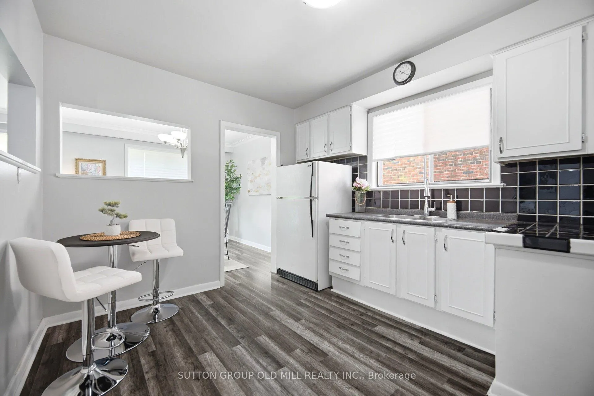 Photo 17 of 14 Shipley Road, Etobicoke, Willowridge-Martingrove-Richview — HOMEH