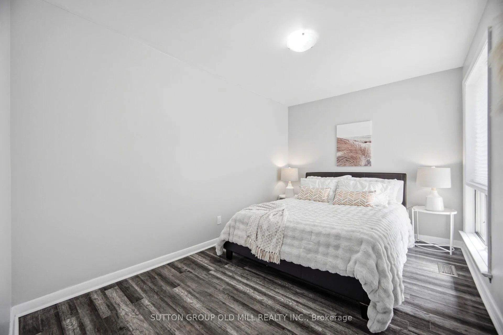 Photo 22 of 14 Shipley Road, Etobicoke, Willowridge-Martingrove-Richview — HOMEH