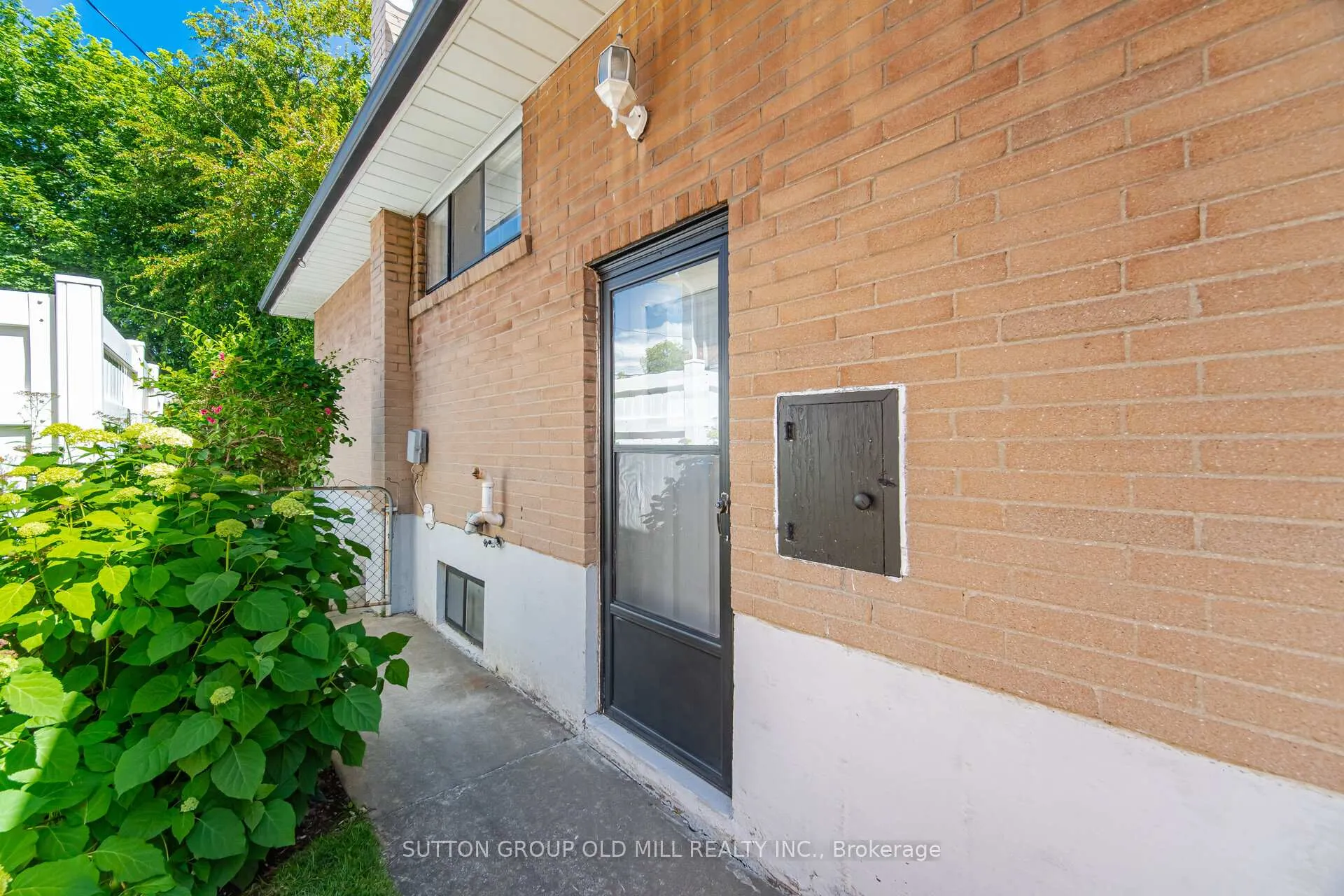 Photo 26 of 14 Shipley Road, Etobicoke, Willowridge-Martingrove-Richview — HOMEH
